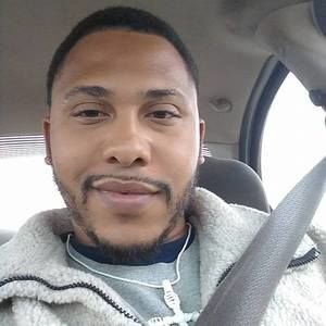 Meet your Posher, Ellis